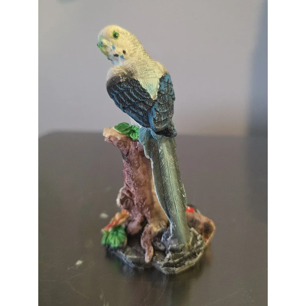 Blue‎ parakeet Bird Figure on Branch